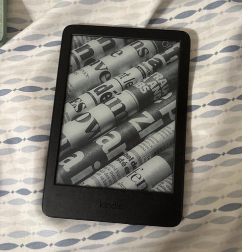 Amazon kindle 6in touchscreen - amazon,